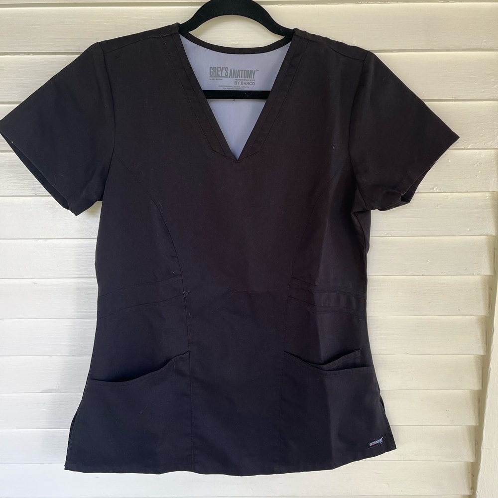 Scrub top